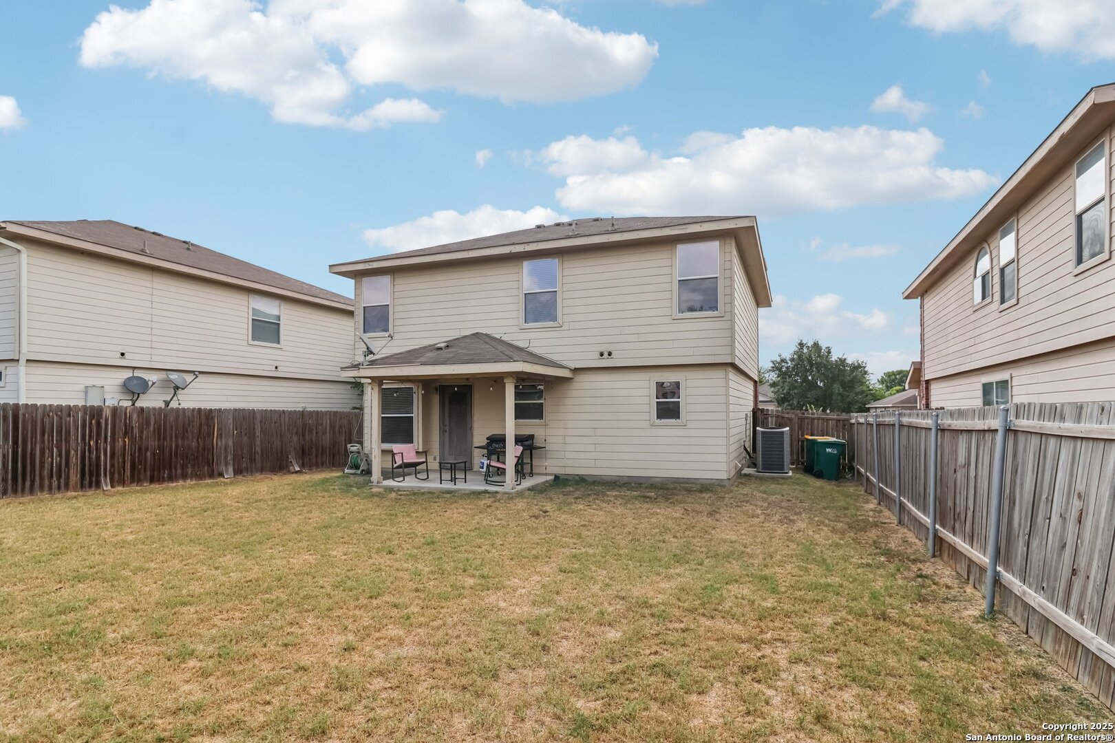 property viewer photo 23