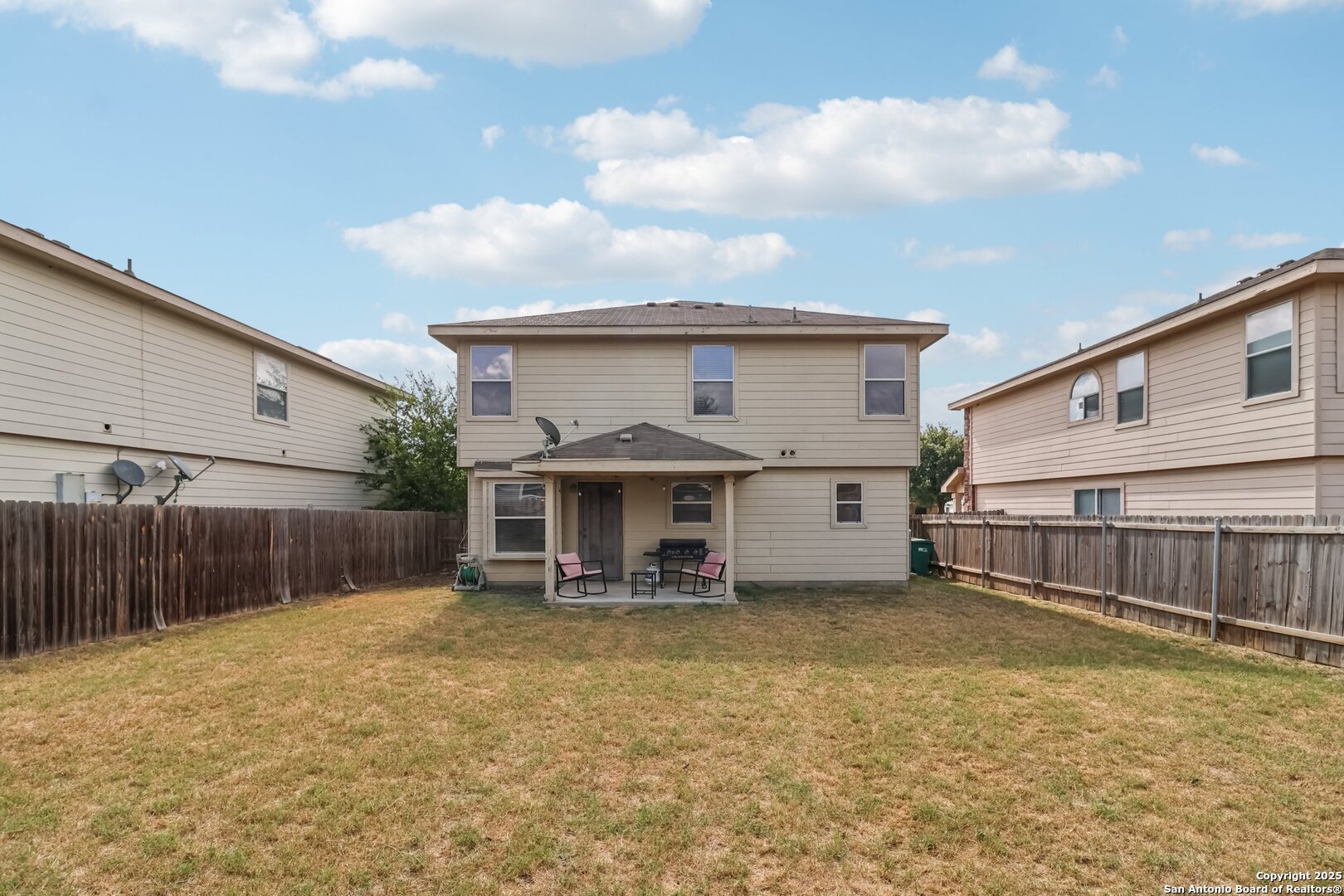 property viewer photo 25