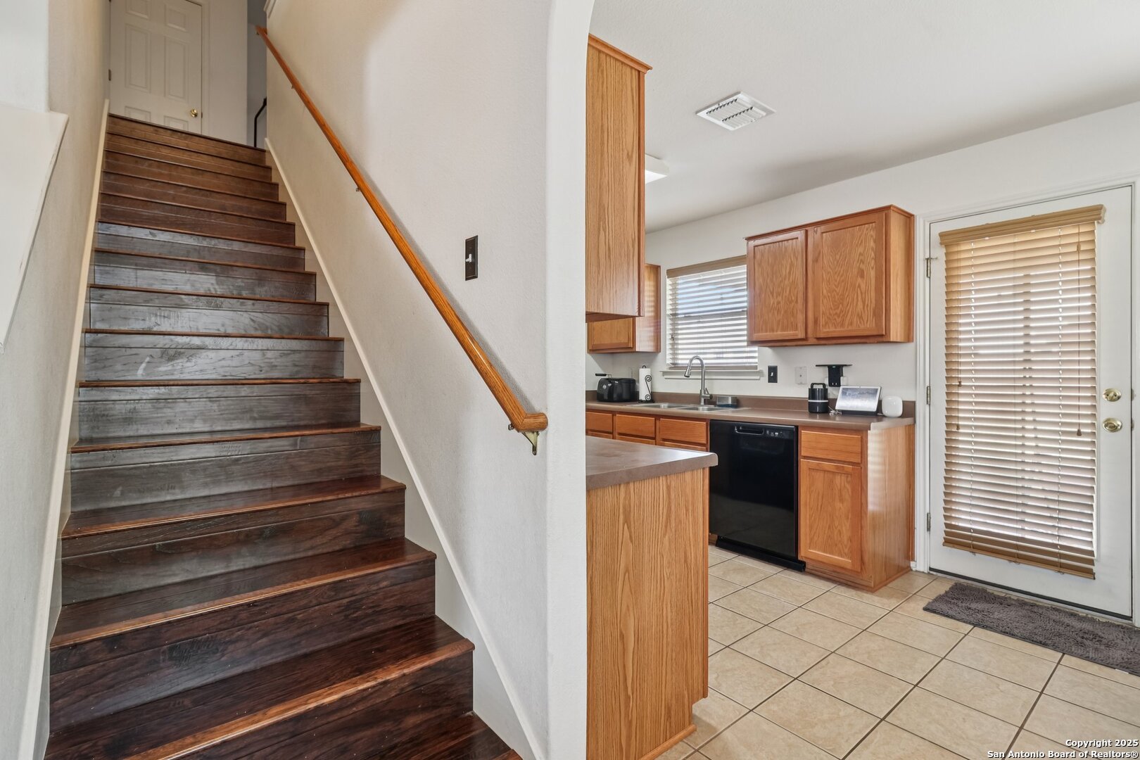 property viewer photo 5