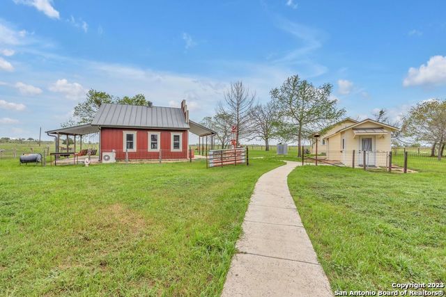 main property photo 18