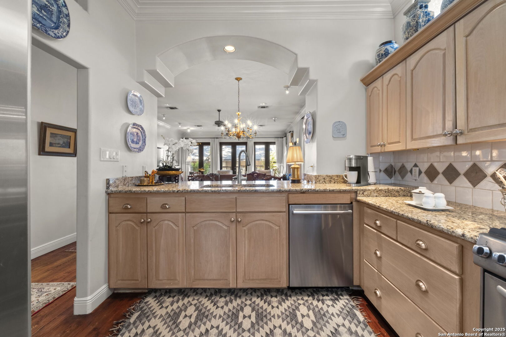 main property photo 13