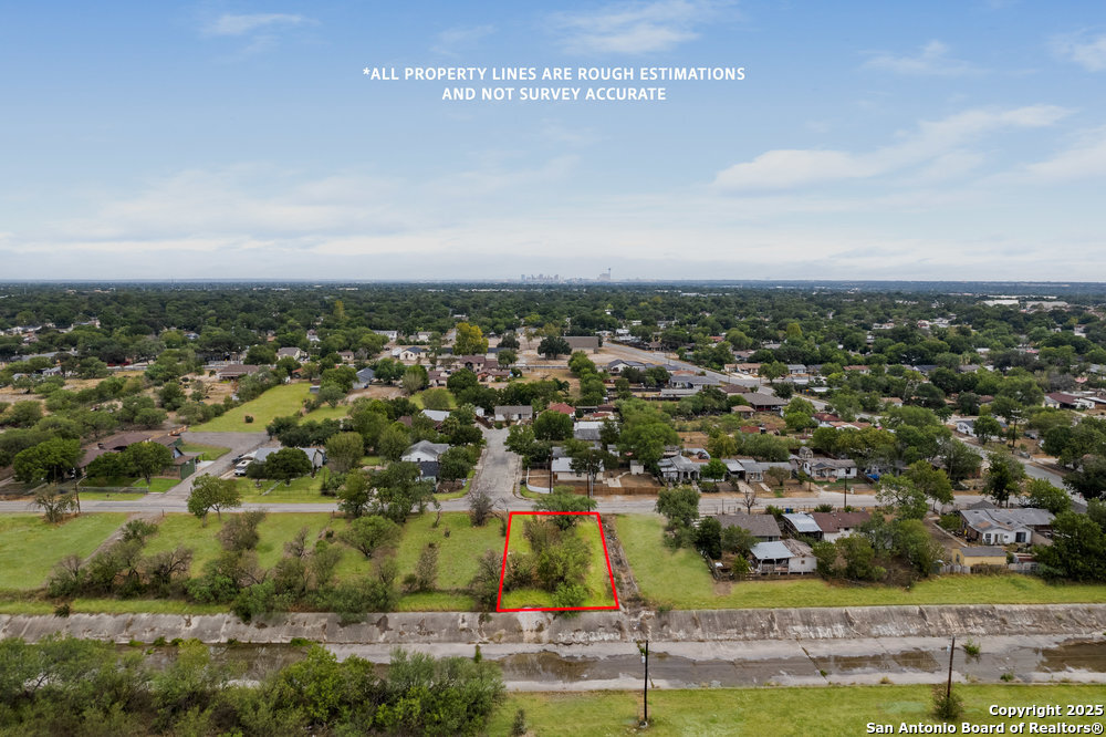 main property photo 10