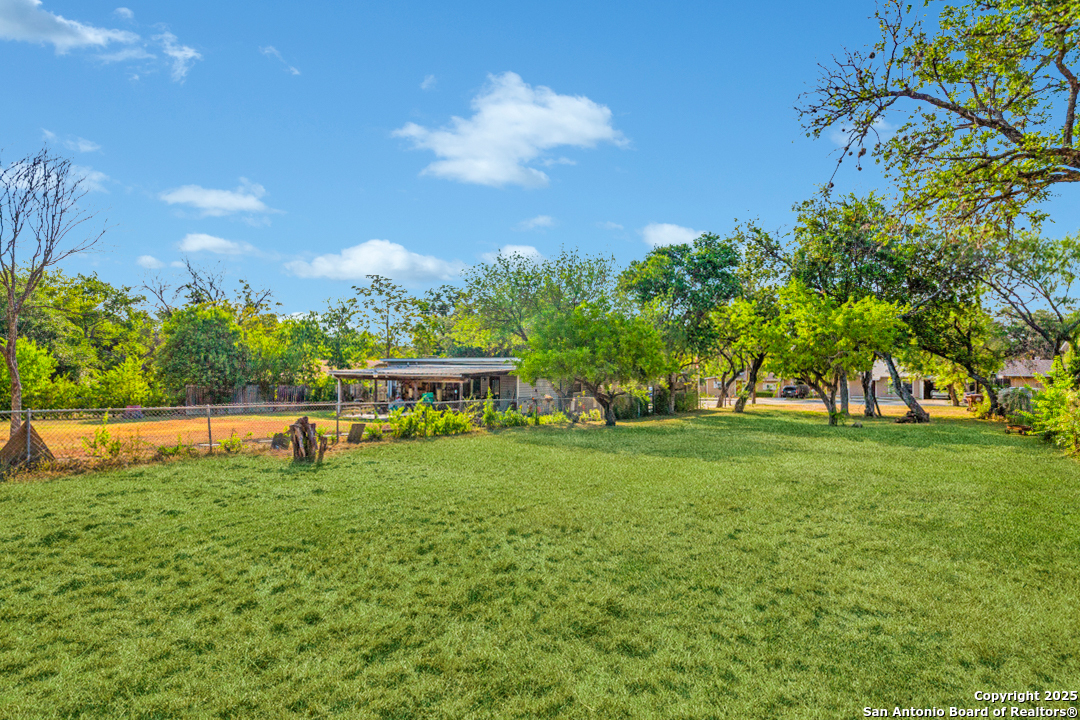 main property photo 6