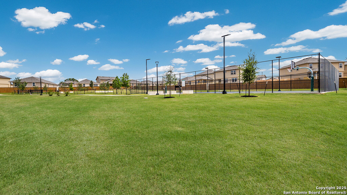 property viewer photo 44