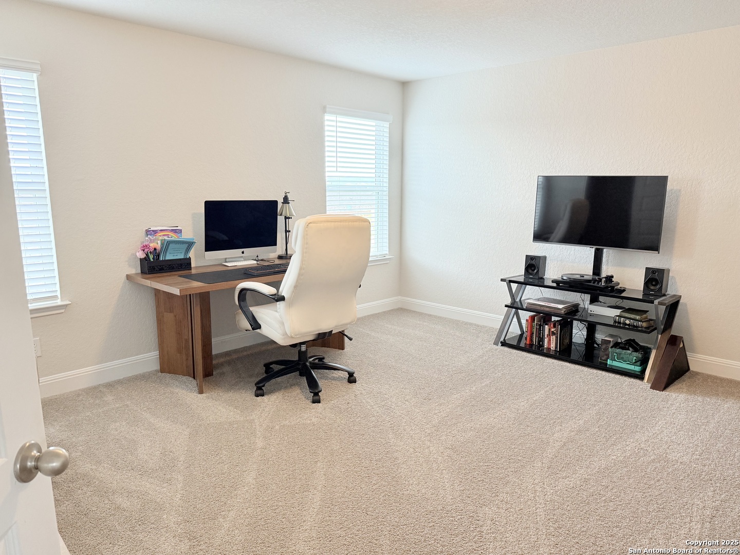 property viewer photo 20