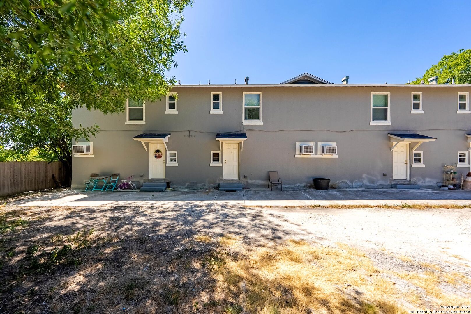 property viewer photo 20