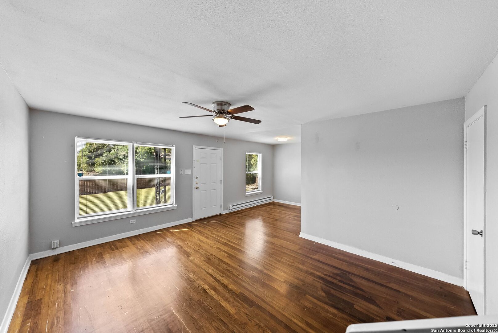 property viewer photo 9