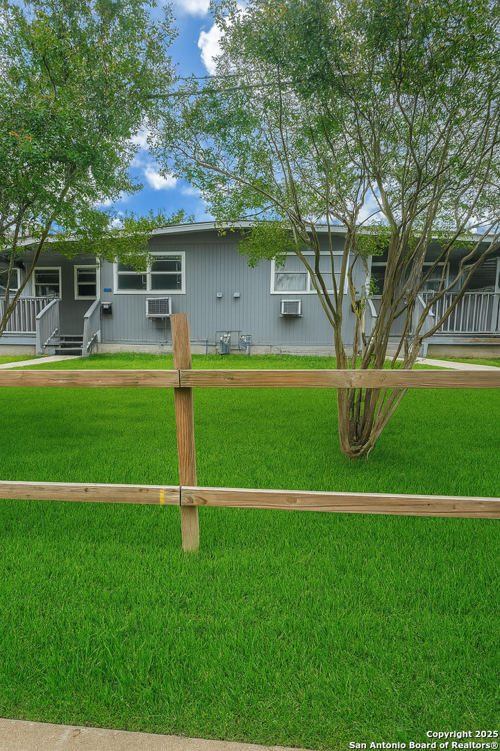 property viewer photo 4