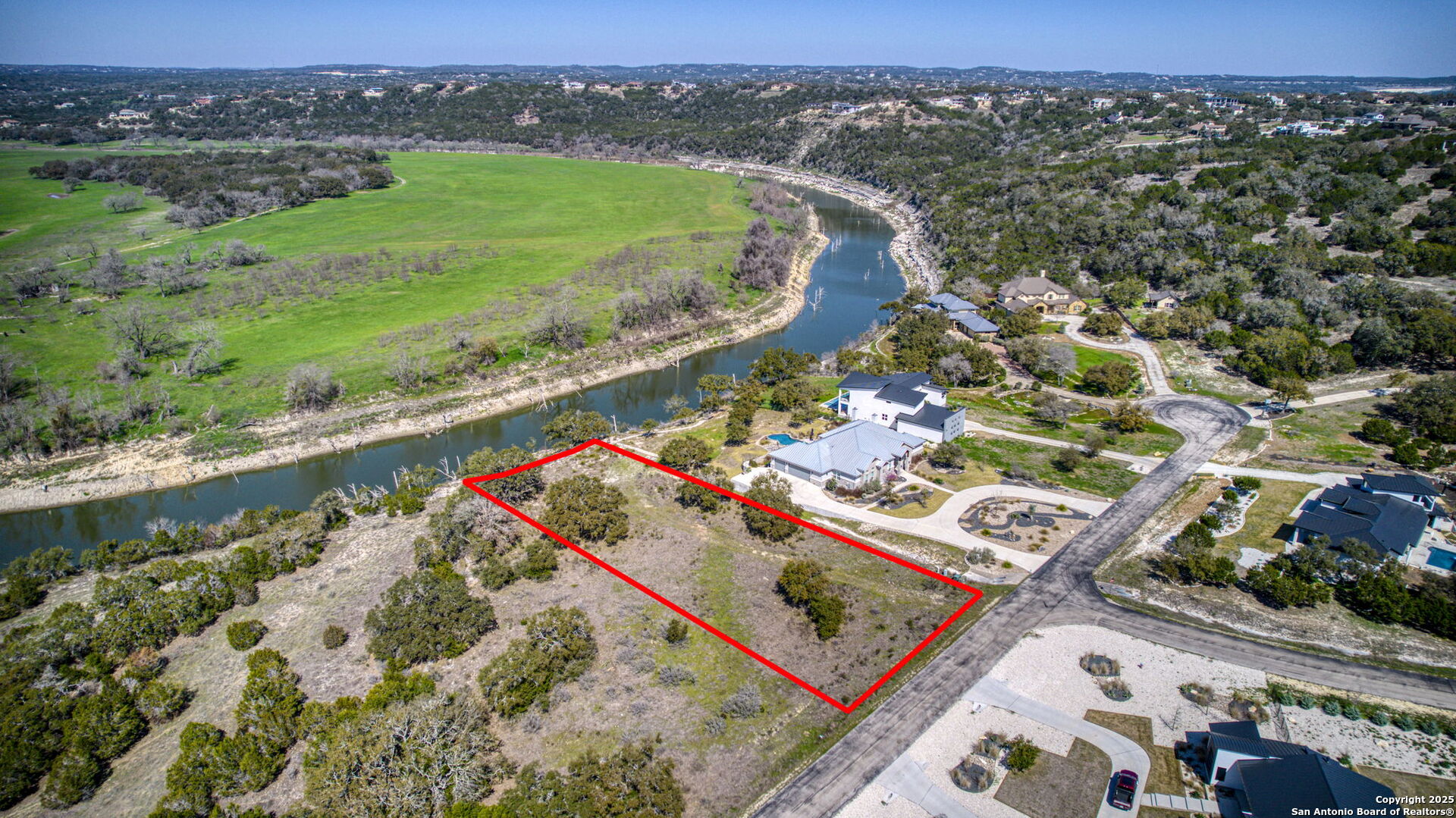 main property photo 38
