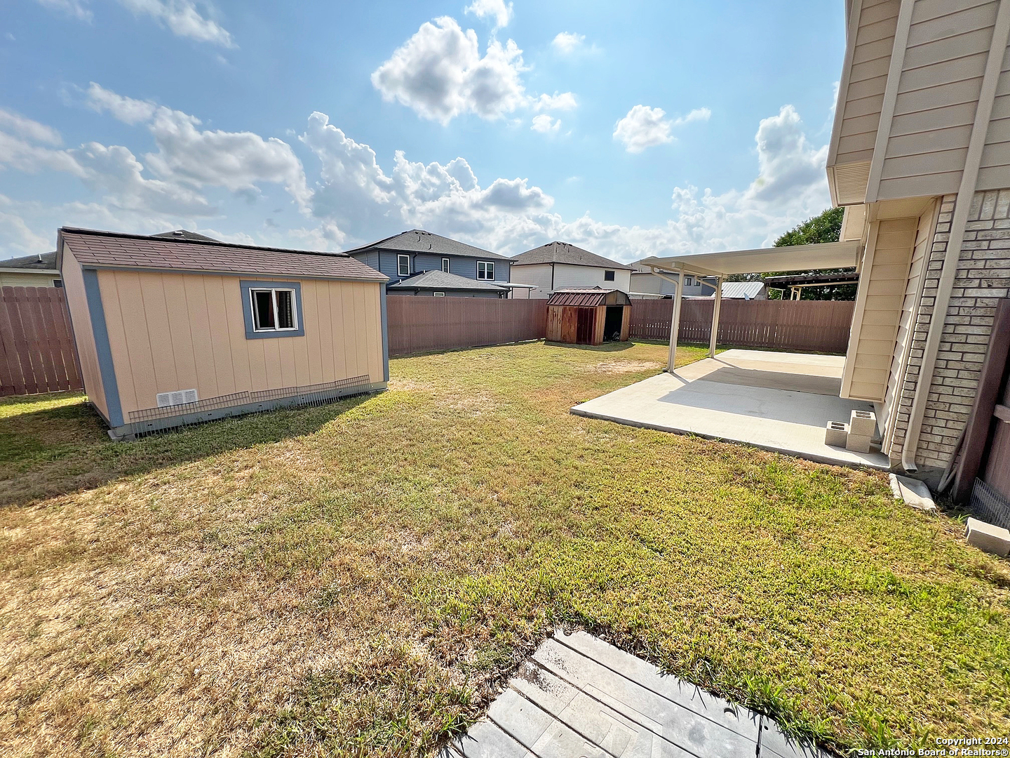 main property photo 36