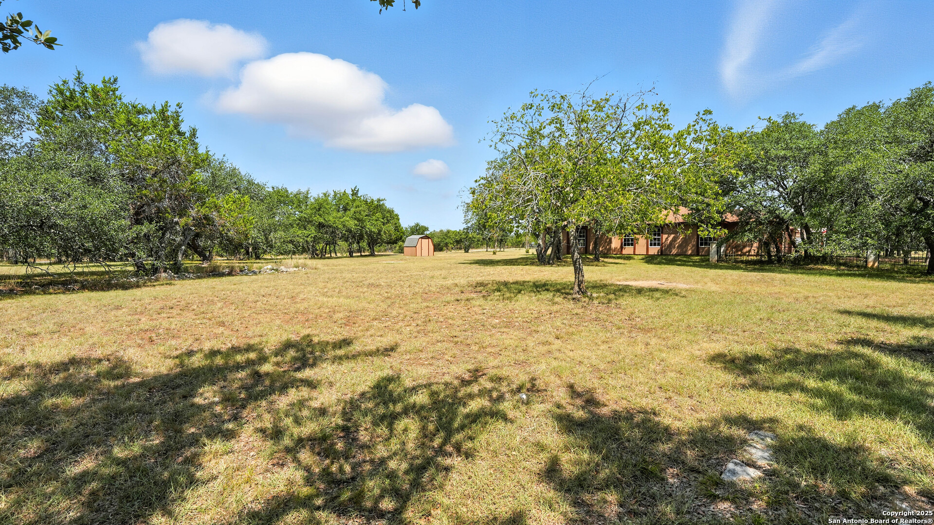 main property photo 39