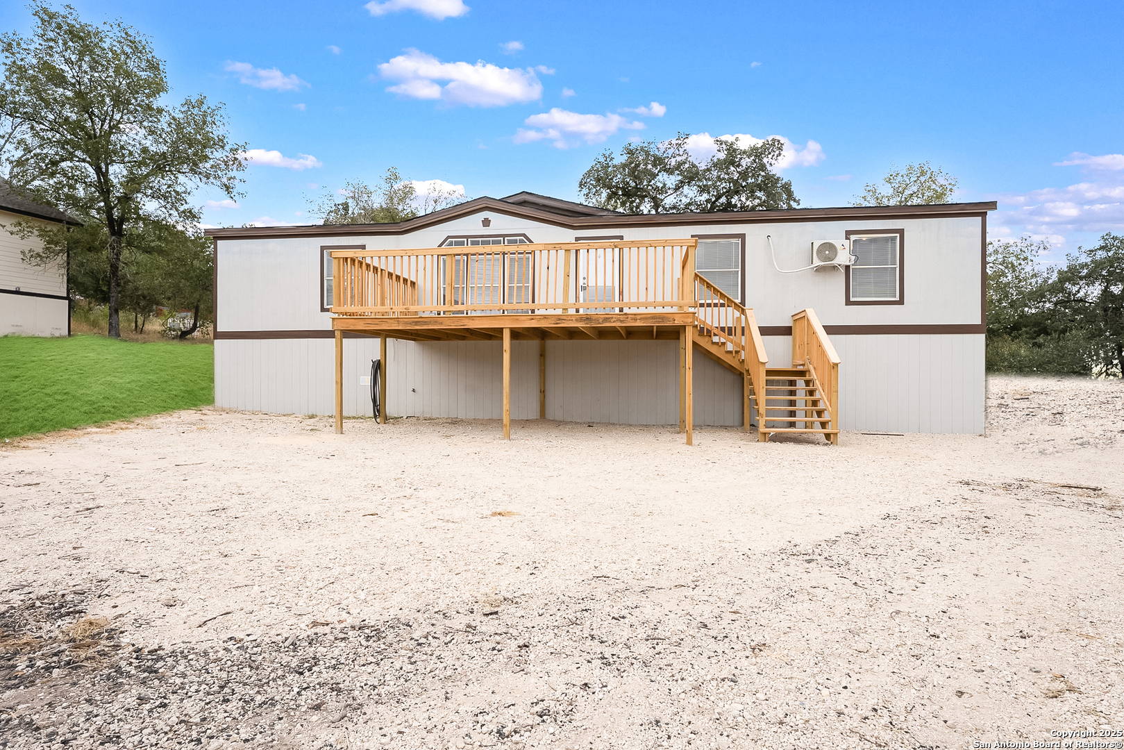 main property photo 15