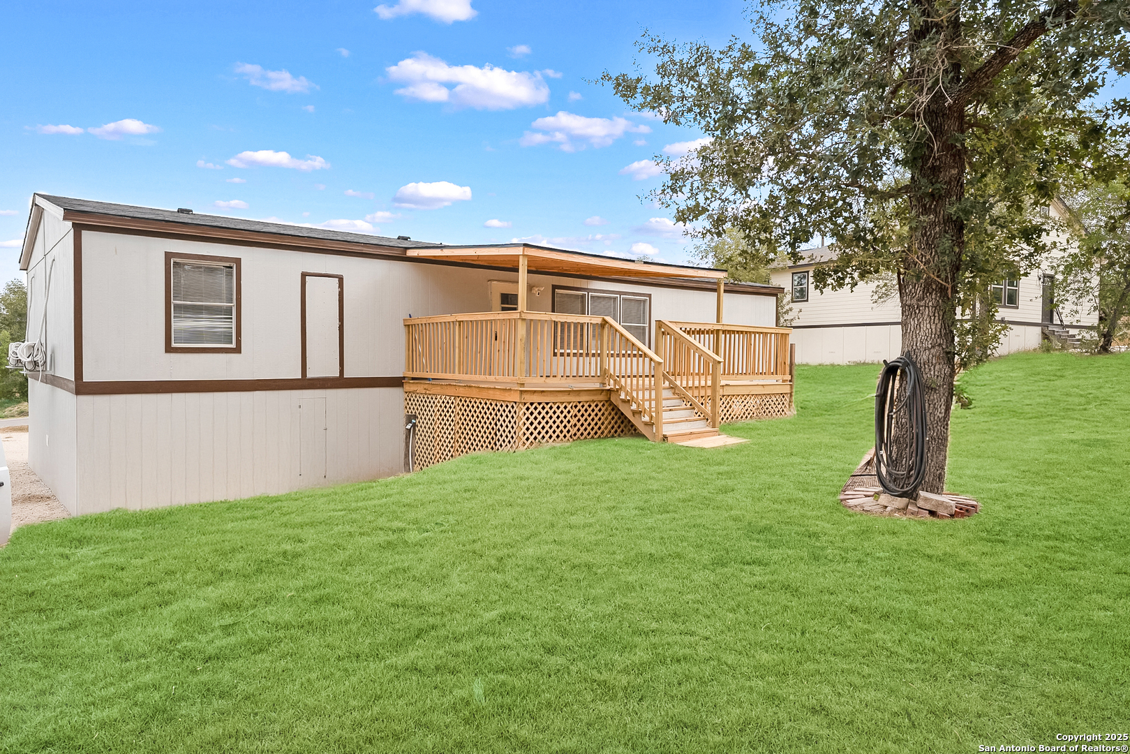 main property photo 51