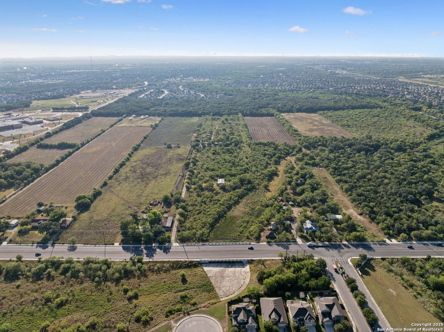 main property photo 35