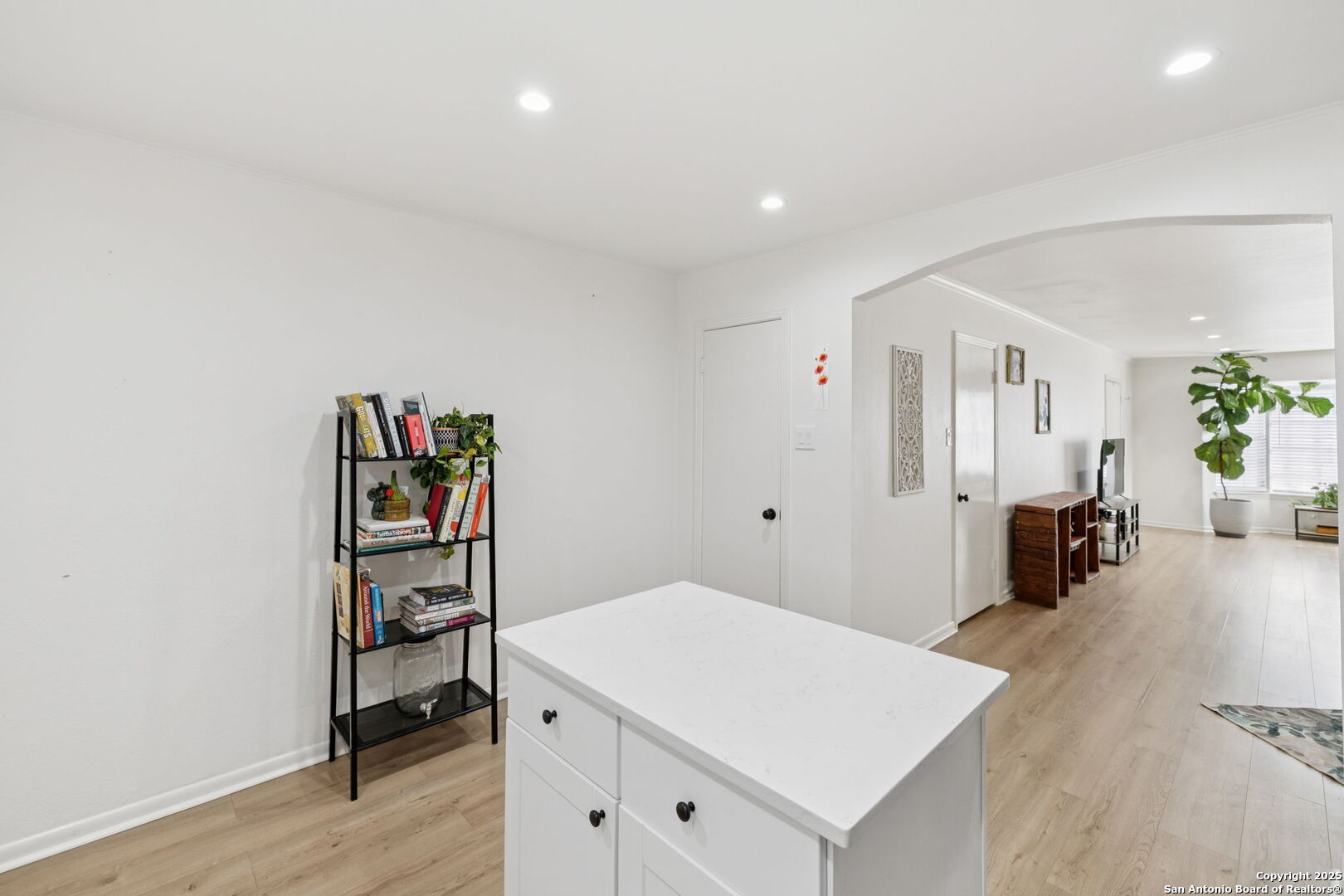 property viewer photo 21