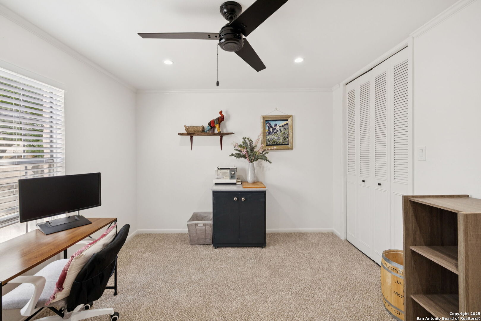 property viewer photo 24