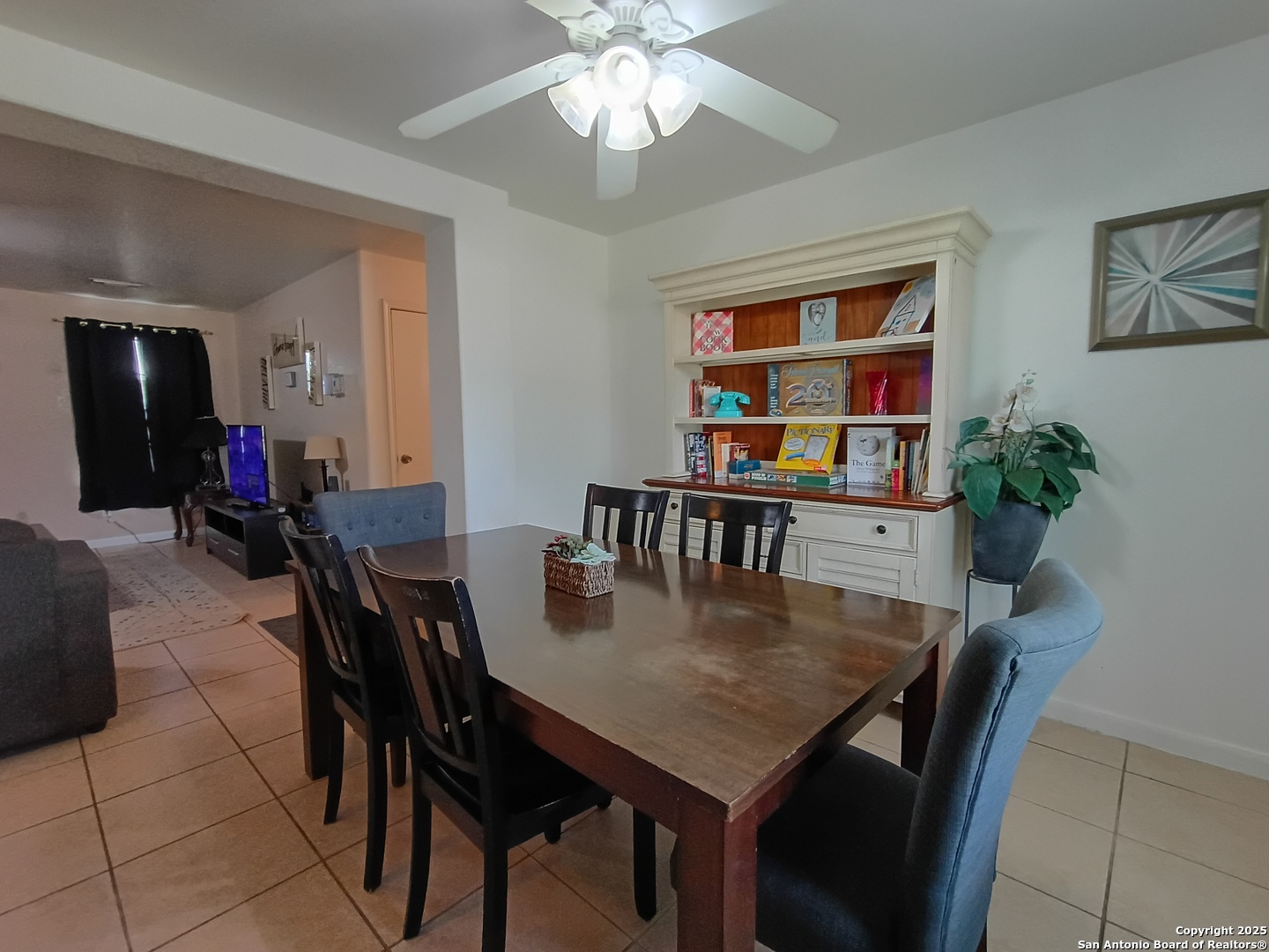 property viewer photo 10