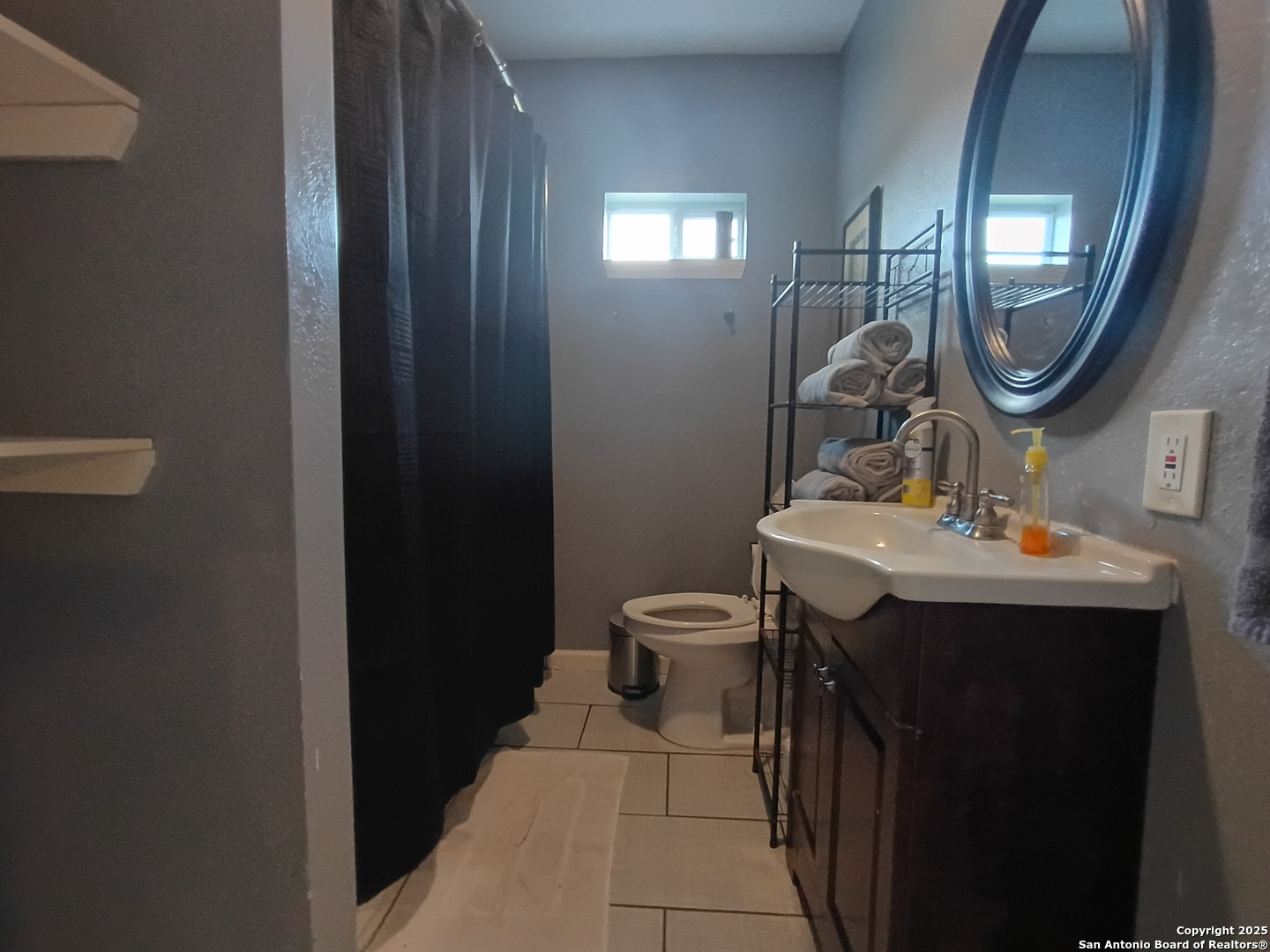 property viewer photo 24