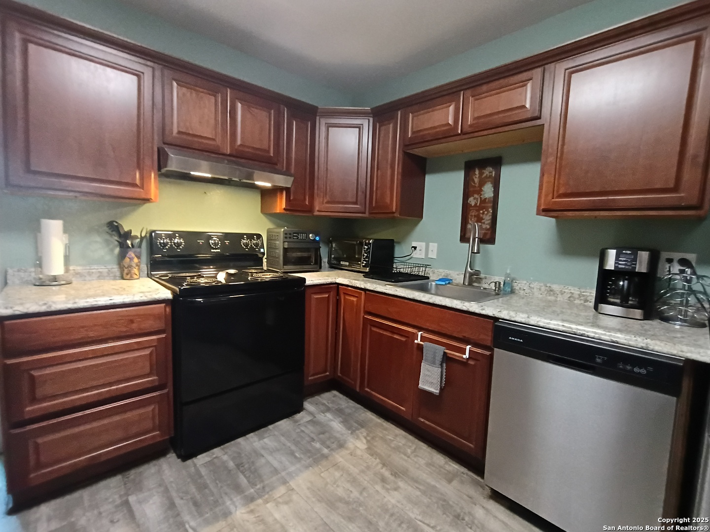 property viewer photo 28