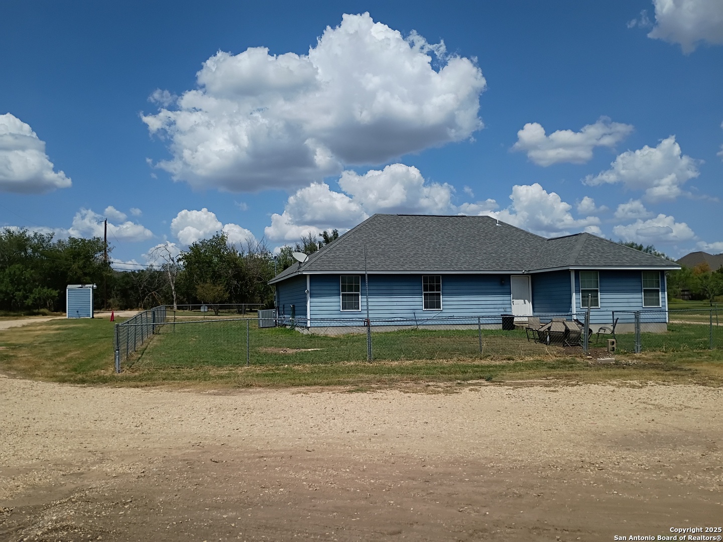 property viewer photo 37
