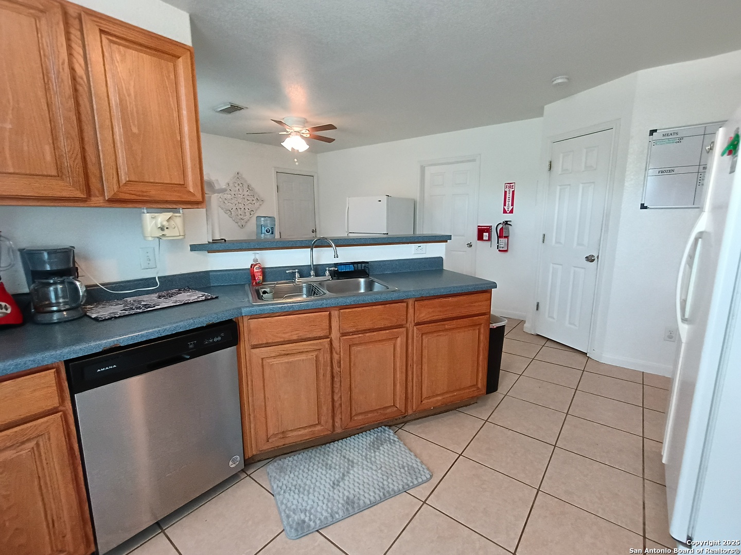property viewer photo 5