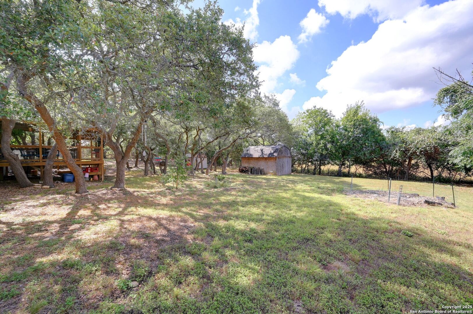 main property photo 22