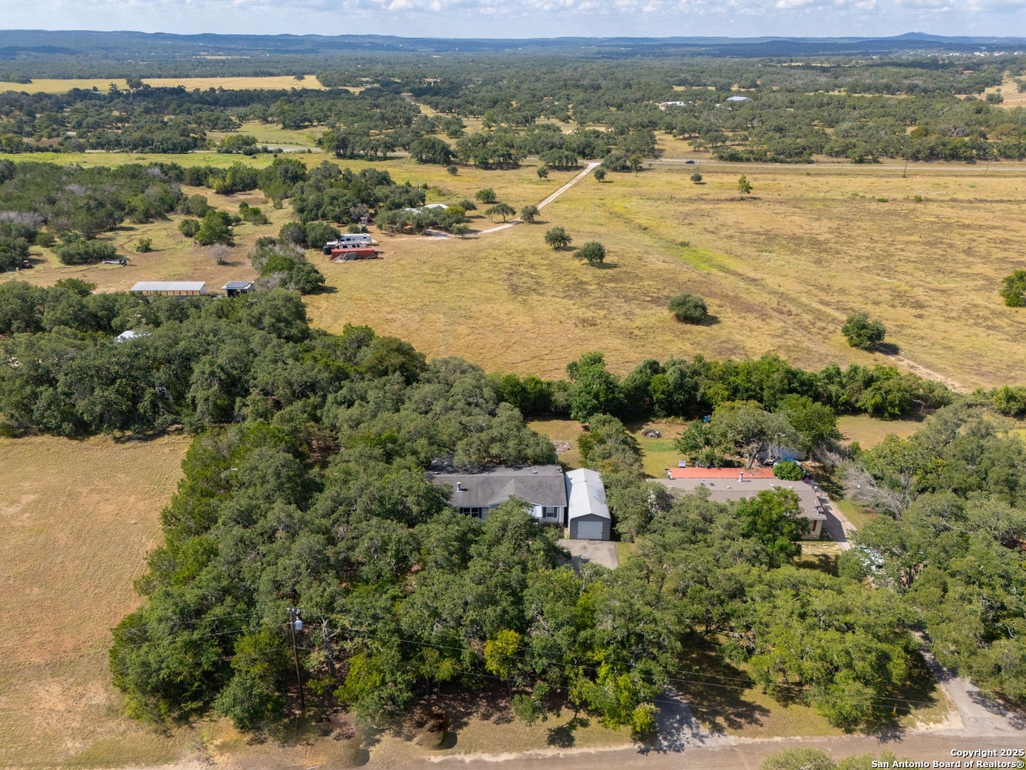 main property photo 25