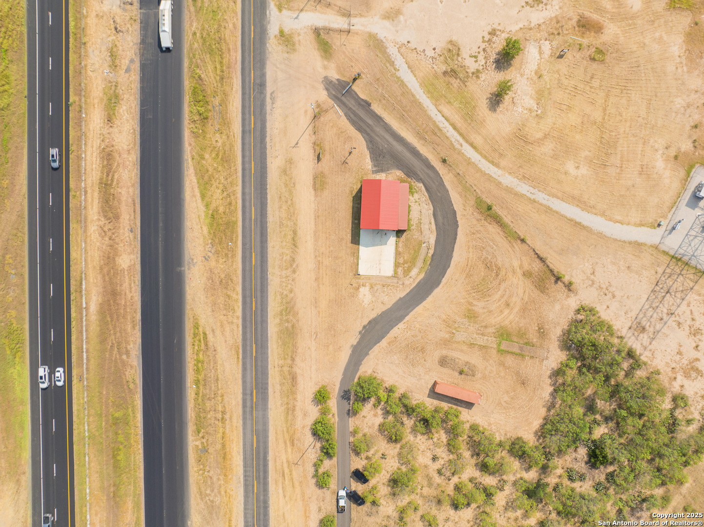 main property photo 21