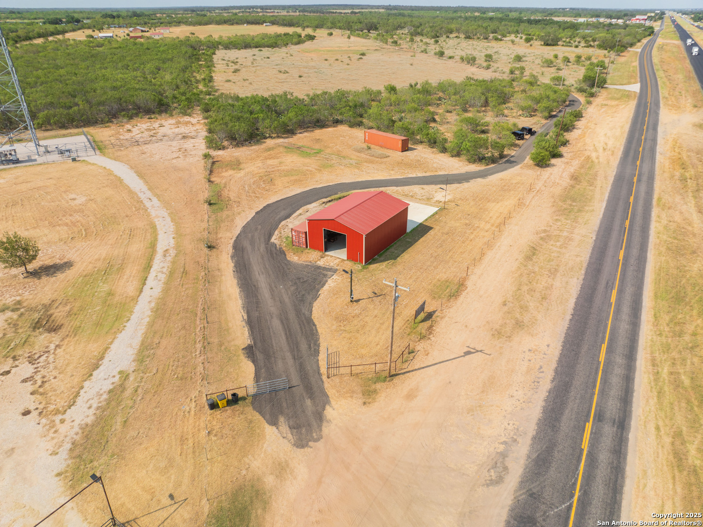 main property photo 9