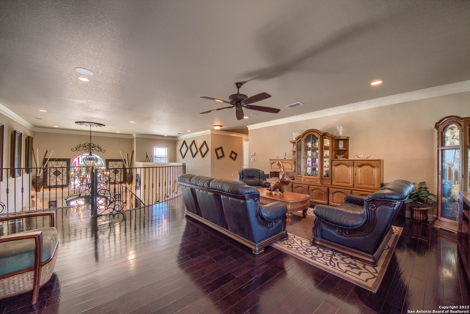 main property photo 34