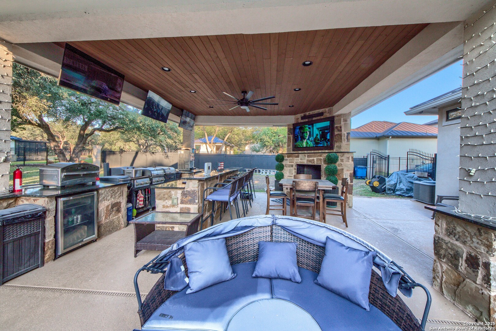 main property photo 64