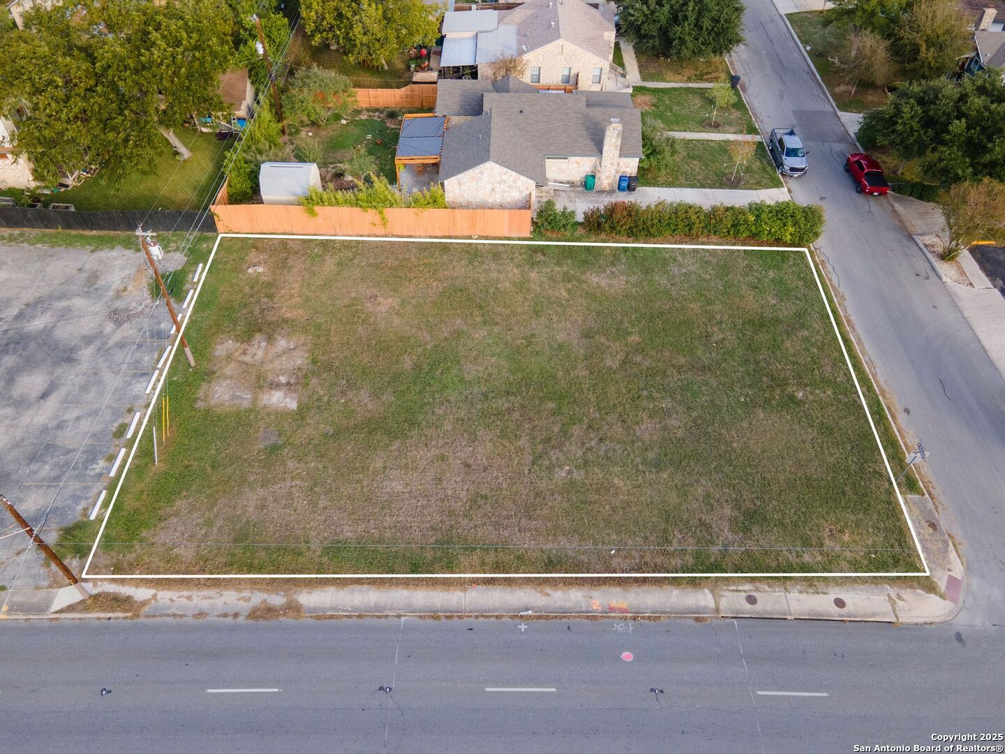main property photo 5