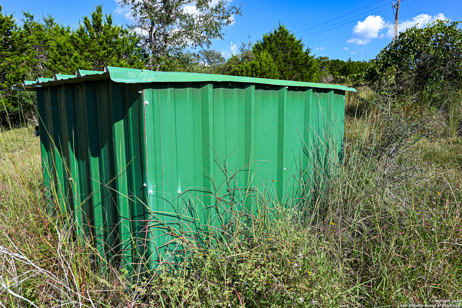 main property photo 16
