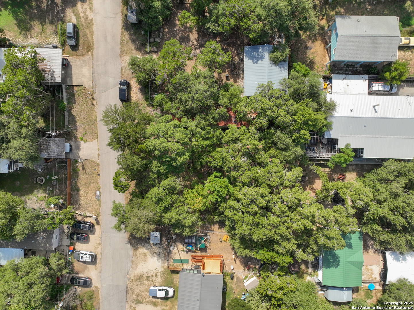 main property photo 8