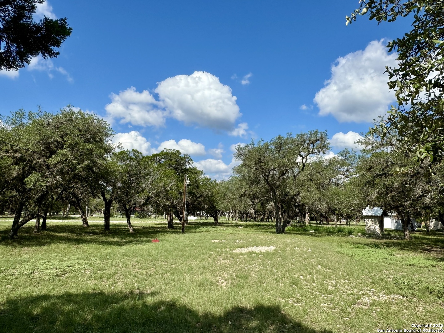 main property photo 10