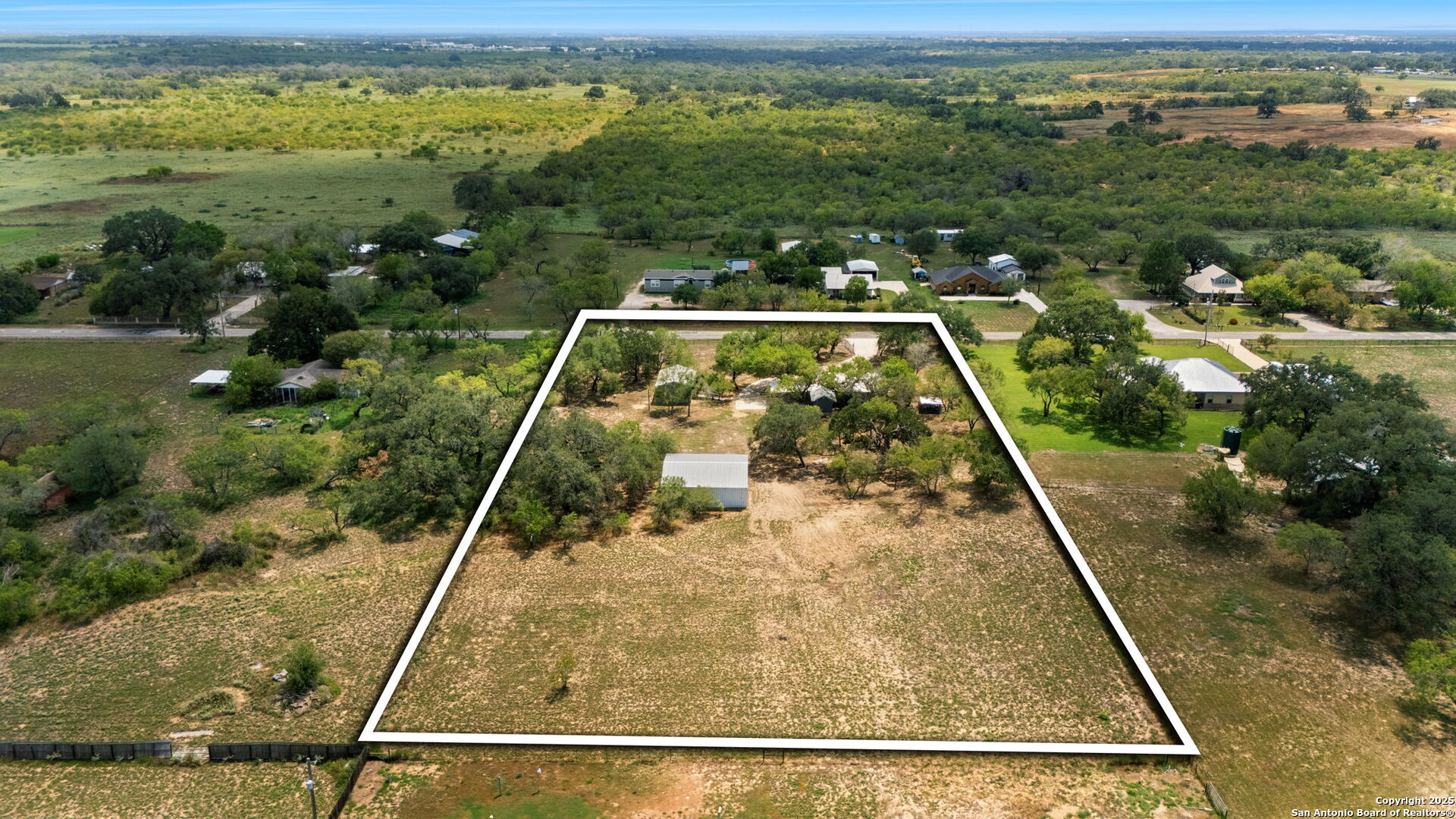 main property photo 2
