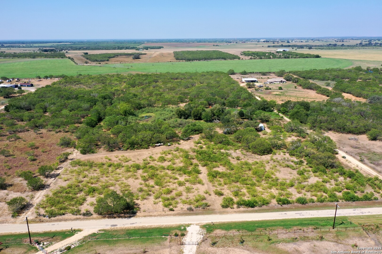 main property photo 9