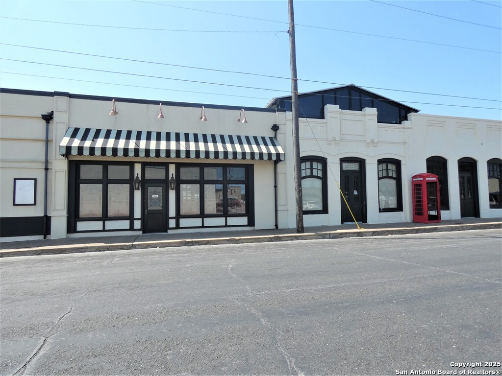 main property photo 2