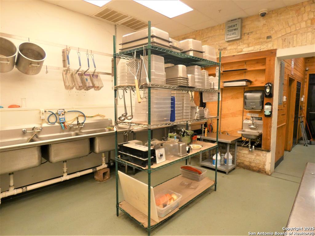 main property photo 48