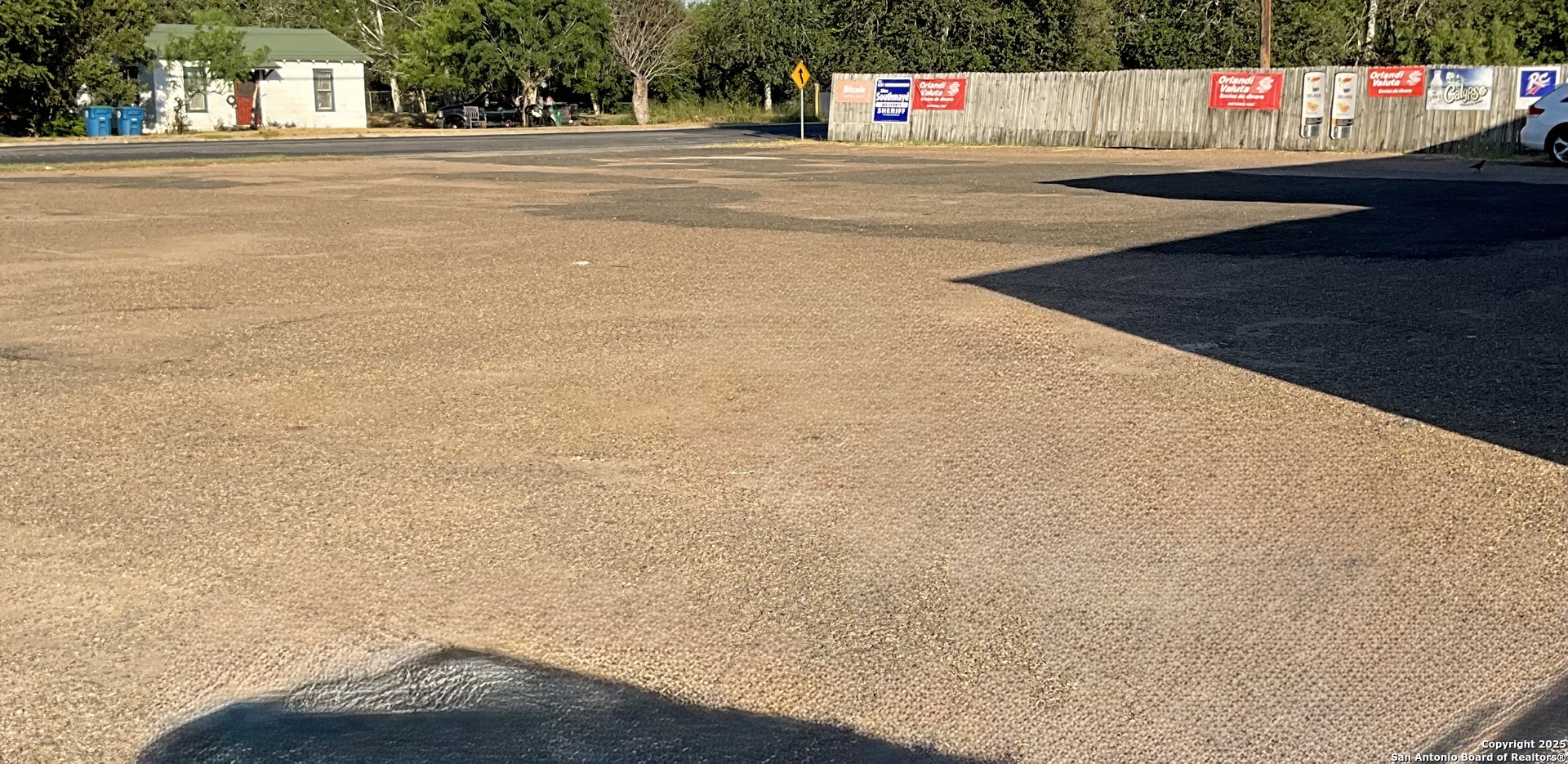 main property photo 18