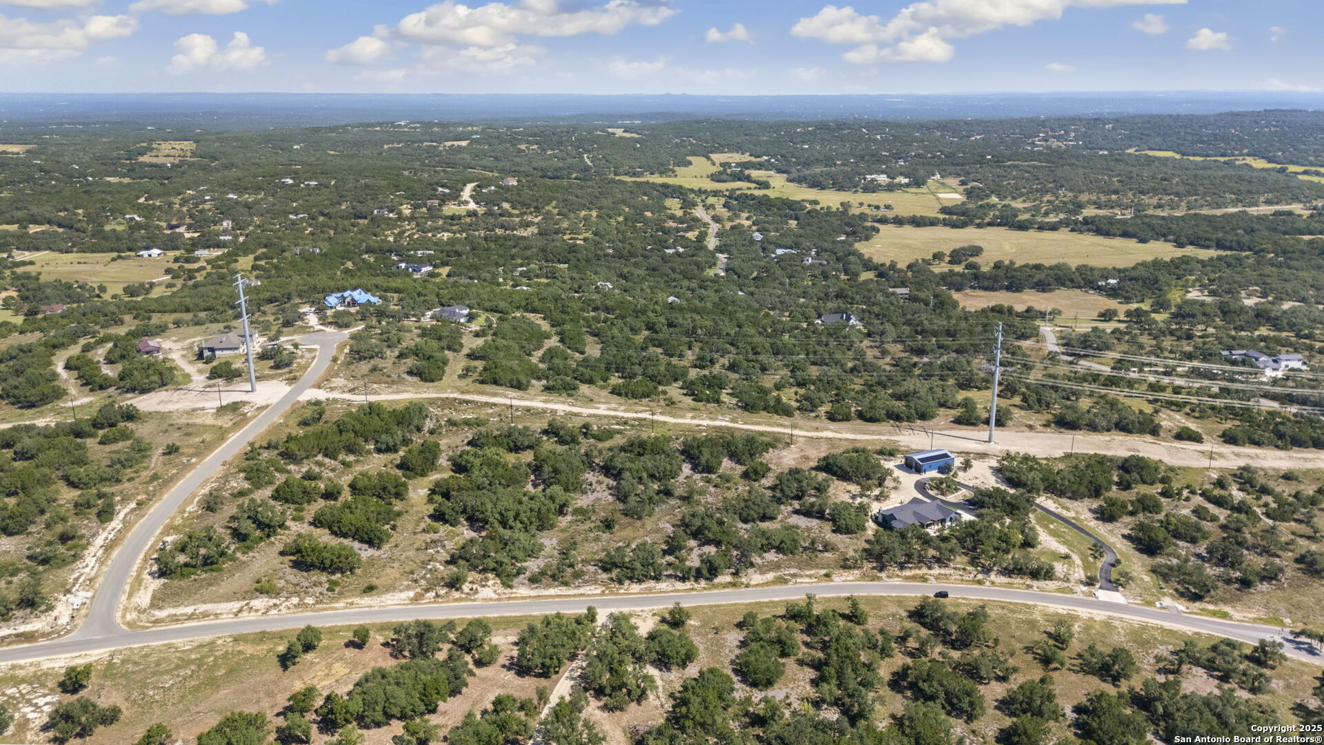 main property photo 16