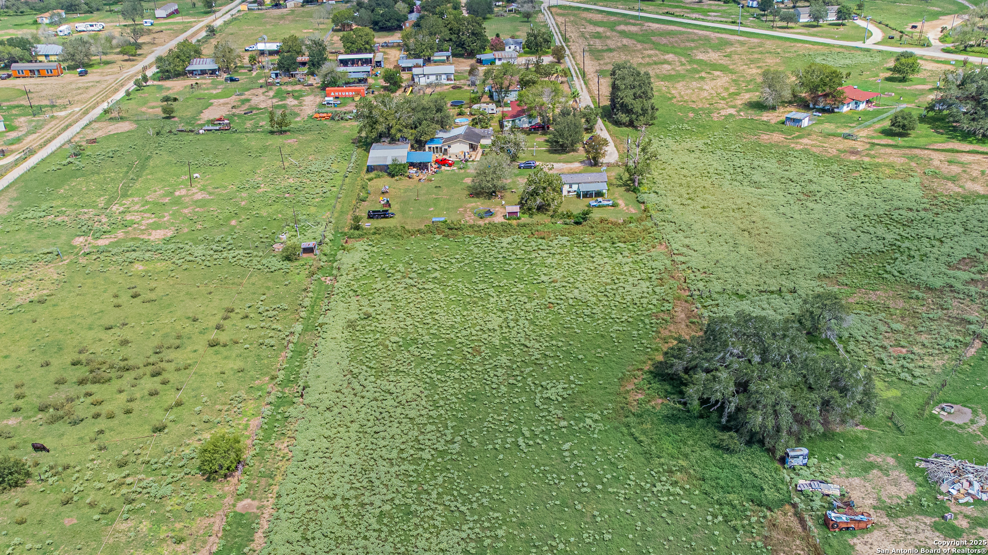 main property photo 12