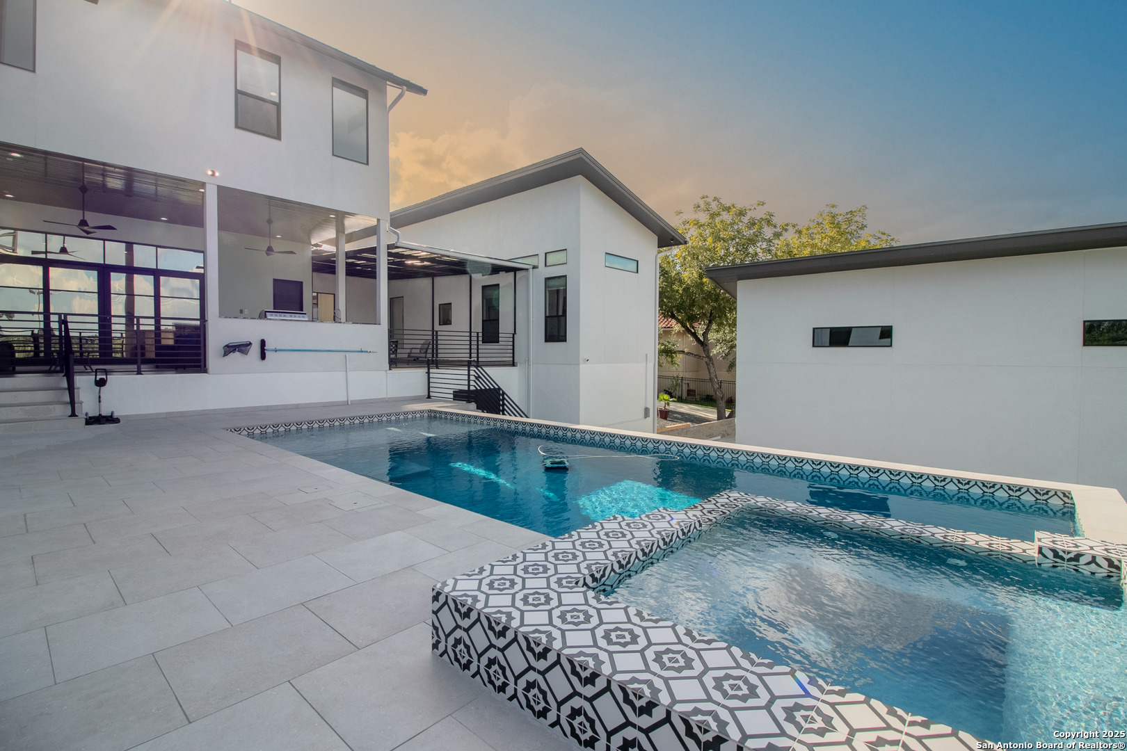main property photo 42