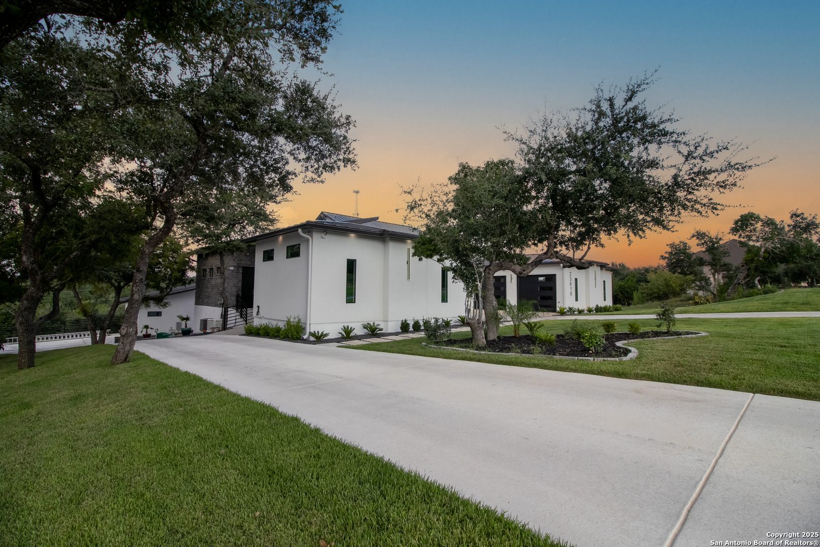 main property photo 54
