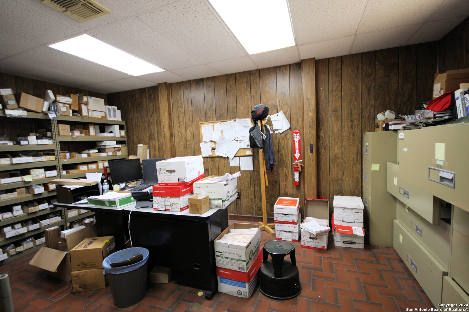 main property photo 12