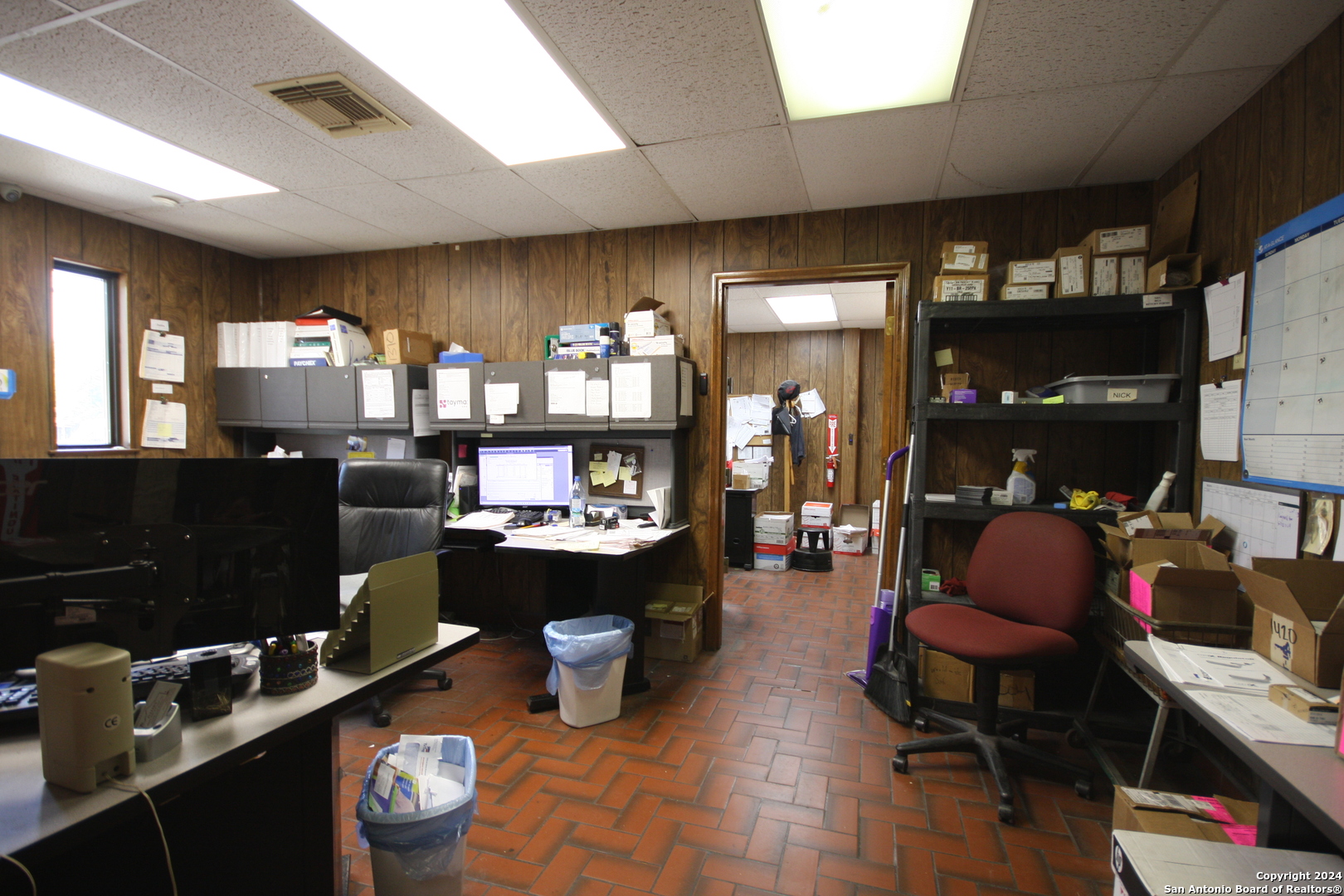 main property photo 13