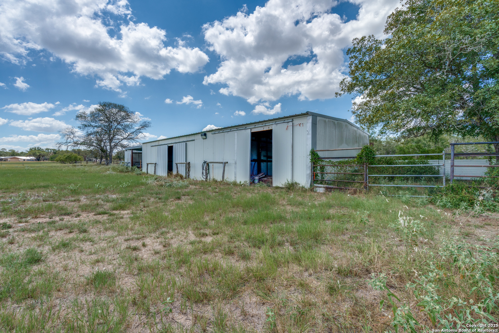 main property photo 45