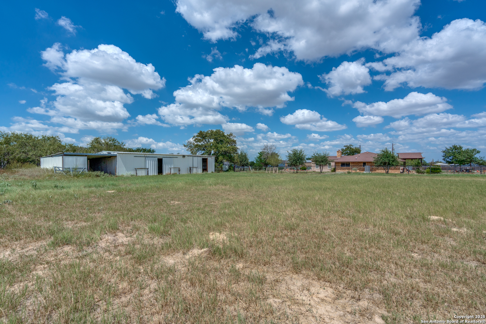 main property photo 47