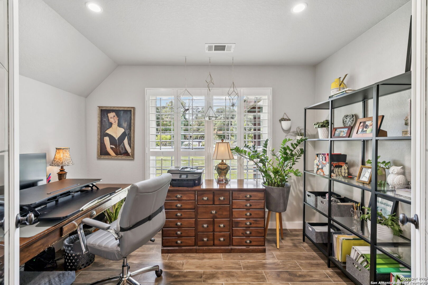 property viewer photo 24