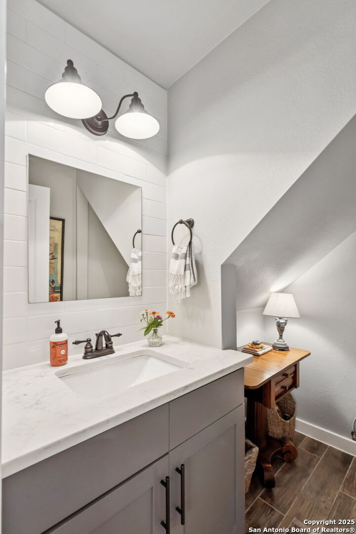 property viewer photo 27